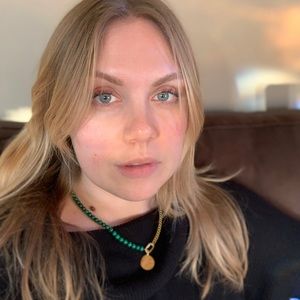 Please buy the cute clothes I buy on a whim